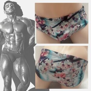 Estevez Swim Briefs Large Gently worn 34-40" waist 83% Polyester / 17% spandex